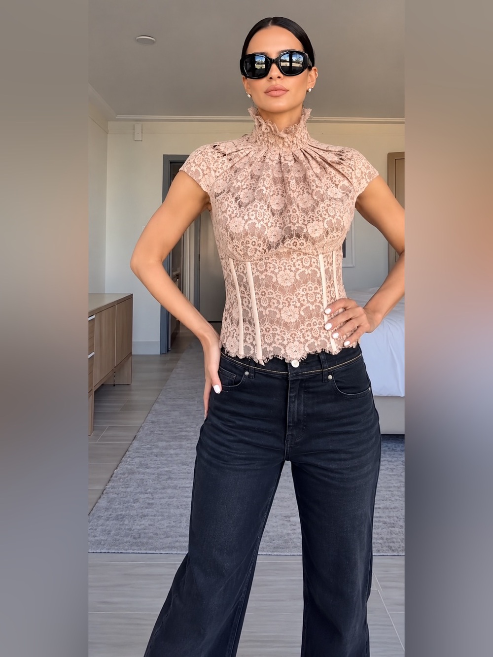 H&M NWT Lace Corset Top - Picture 8 of 9